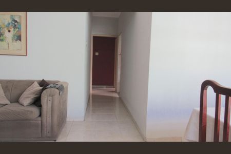 Casa à venda com 230m², 5 quartos e 3 vagasSala