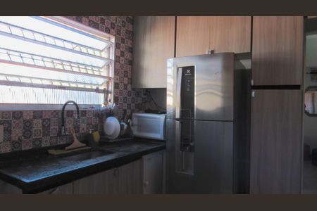 Casa à venda com 230m², 5 quartos e 3 vagasCozinha  2