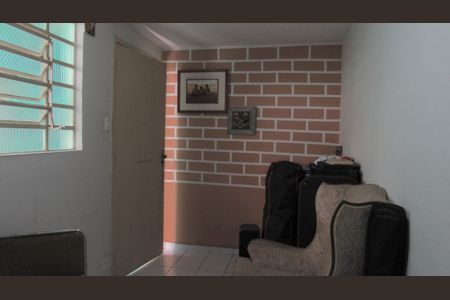 Casa à venda com 230m², 5 quartos e 3 vagasSuíte