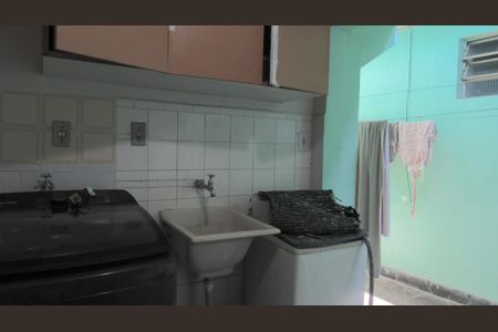 Casa à venda com 230m², 5 quartos e 3 vagasÁrea de Serviço 2