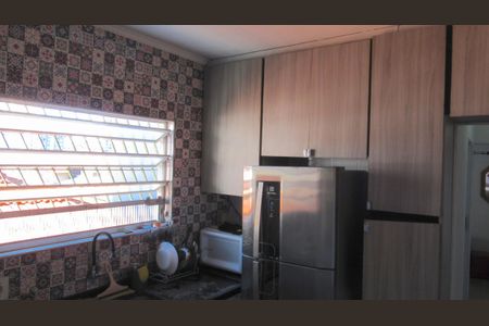 Casa à venda com 230m², 5 quartos e 3 vagasCozinha  2