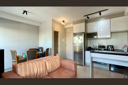 Sala de apartamento para alugar com 1 quarto, 35m² em Pinheiros, São Paulo