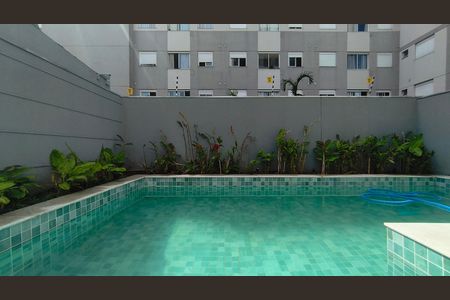 Apartamento à venda com 33m², 2 quartos e sem vagaPiscina