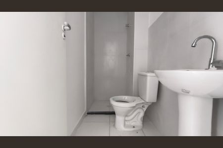 Apartamento à venda com 33m², 2 quartos e sem vagaBanheiro