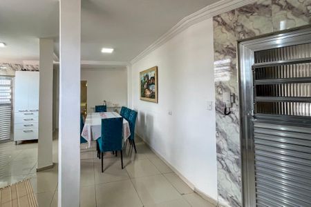 Casa à venda com 250m², 4 quartos e 4 vagasCozinha