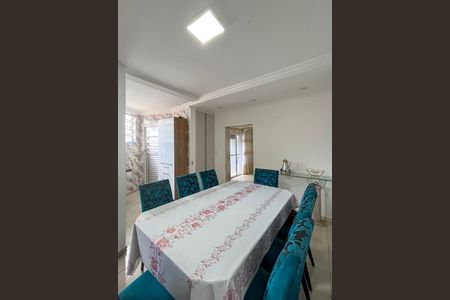 Casa à venda com 250m², 4 quartos e 4 vagasCozinha