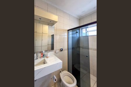 Casa à venda com 250m², 4 quartos e 4 vagasBanheiro