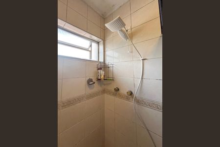 Casa à venda com 250m², 4 quartos e 4 vagasBanheiro