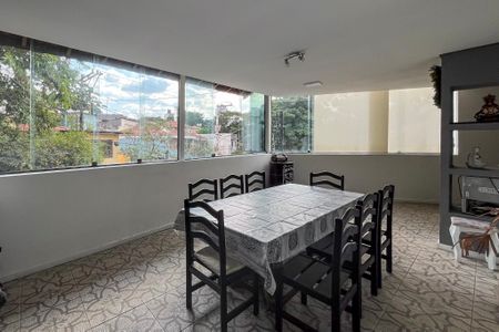 Casa à venda com 250m², 4 quartos e 4 vagasÁrea gourmet