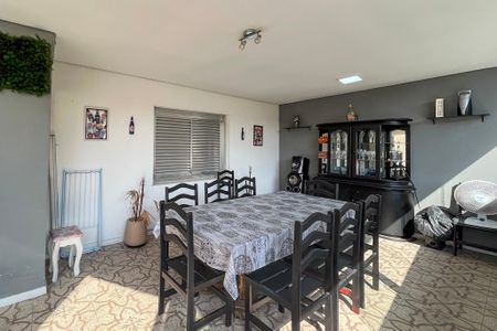 Casa à venda com 250m², 4 quartos e 4 vagasÁrea gourmet