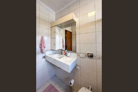 Casa à venda com 250m², 4 quartos e 4 vagasBanheiro