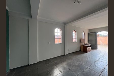 Casa à venda com 125m², 5 quartos e 2 vagasQuarto de Serviço 1