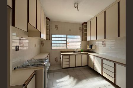 Casa à venda com 125m², 5 quartos e 2 vagasCozinha