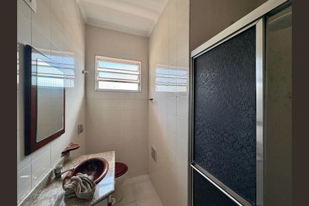 Casa à venda com 125m², 5 quartos e 2 vagasBanheiro