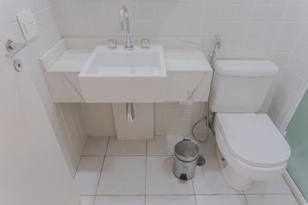 Apartamento para alugar com 55m², 2 quartos e 1 vaga Apartamento para alugar com 55m², 2 quartos e 1 vagaBanheiro
