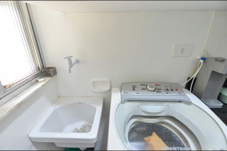 Studio para alugar com 35m², 1 quarto e sem vaga Studio para alugar com 35m², 1 quarto e sem vagaÁrea de Serviço