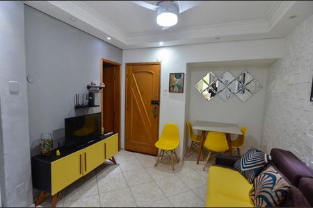 Sala de kitnet/studio para alugar com 1 quarto, 35m² em Imperial de São Cristóvão, Rio de Janeiro