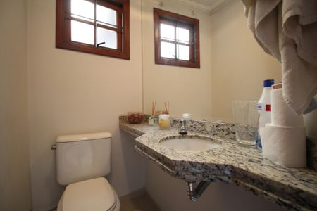 Casa à venda com 200m², 3 quartos e 2 vagasLavabo