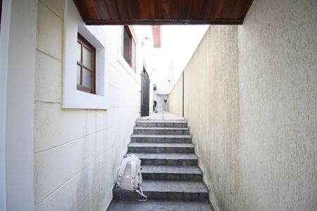 Casa à venda com 200m², 3 quartos e 2 vagasCorredor