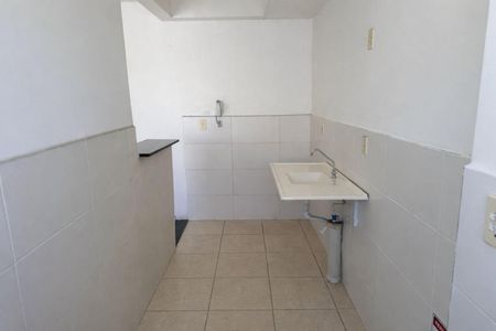 Apartamento para alugar com 2 quartos, 46m² em Santa Cruz, Rio de Janeiro