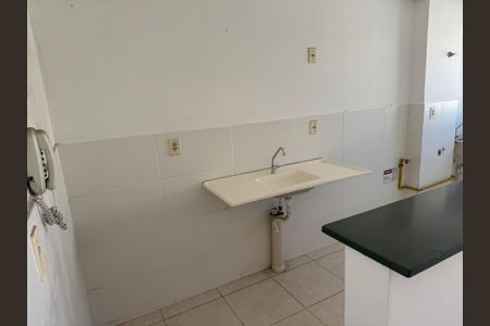 Apartamento para alugar com 2 quartos, 46m² em Santa Cruz, Rio de Janeiro