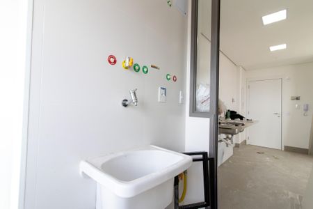 Apartamento para alugar com 242m², 3 quartos e 2 vagasÁrea de Serviço