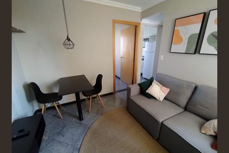 Apartamento para alugar com 44m², 1 quarto e 1 vaga Apartamento para alugar com 44m², 1 quarto e 1 vagaSala