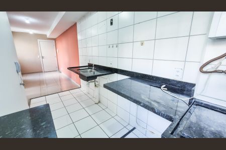 Apartamento para alugar com 44m², 2 quartos e sem vagaCozinha e Área de Serviço