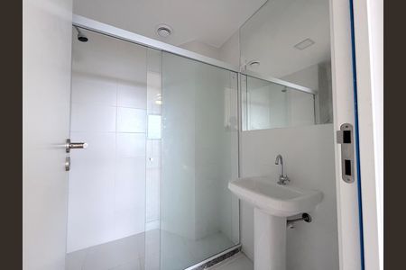 Apartamento à venda com 55m², 2 quartos e 1 vaga Apartamento à venda com 55m², 2 quartos e 1 vagaBanheiro da Suíte