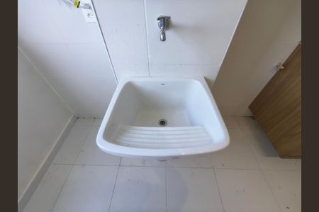Apartamento para alugar com 55m², 2 quartos e 1 vagaTanque - Área de Serviço