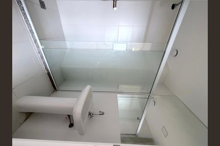 Apartamento à venda com 55m², 2 quartos e 1 vaga Apartamento à venda com 55m², 2 quartos e 1 vagaBanheiro da Suíte