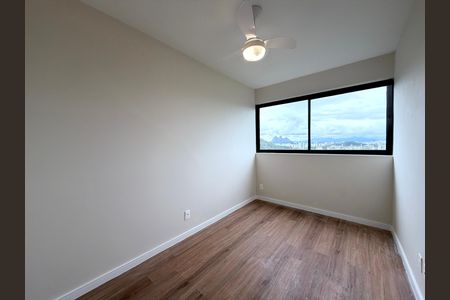Suíte de apartamento para alugar com 2 quartos, 55m² em Barra Olímpica, Rio de Janeiro
