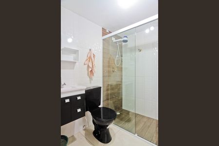 Casa à venda com 200m², 2 quartos e 3 vagas Casa à venda com 200m², 2 quartos e 3 vagasÁrea externa