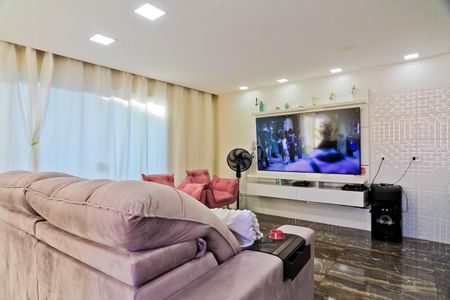 Sala de casa à venda com 2 quartos, 200m² em Jardim Paqueta (zona Norte), São Paulo