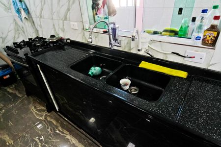 Casa à venda com 200m², 2 quartos e 3 vagas Casa à venda com 200m², 2 quartos e 3 vagasCozinha
