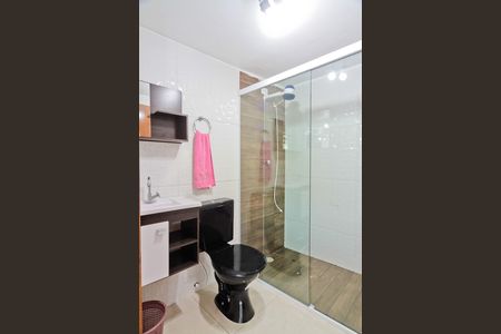 Casa à venda com 200m², 2 quartos e 3 vagas Casa à venda com 200m², 2 quartos e 3 vagasÁrea externa