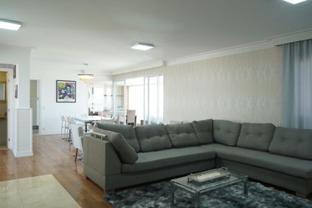 Apartamento para alugar com 178m², 3 quartos e 3 vagasSala