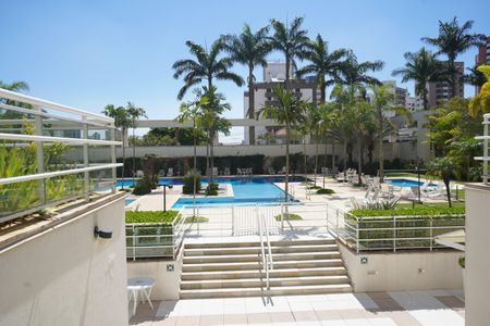 Apartamento para alugar com 178m², 3 quartos e 3 vagasÁrea comum - Piscina