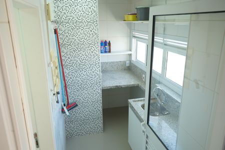 Apartamento para alugar com 178m², 3 quartos e 3 vagasÁrea de Serviço