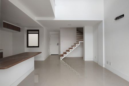 Apartamento para alugar com 80m², 1 quarto e 1 vagaSala