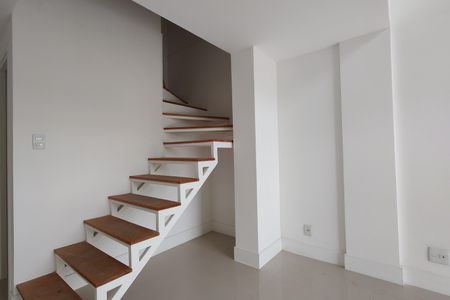 Apartamento para alugar com 80m², 1 quarto e 1 vagaSala