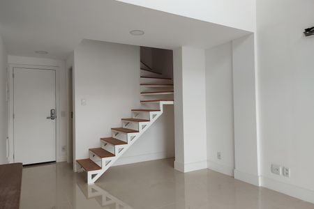 Apartamento para alugar com 80m², 1 quarto e 1 vagaSala