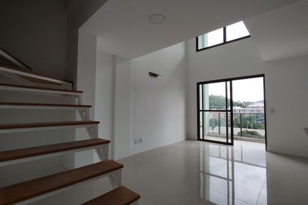 Sala de apartamento para alugar com 1 quarto, 80m² em Freguesia (jacarepaguá), Rio de Janeiro