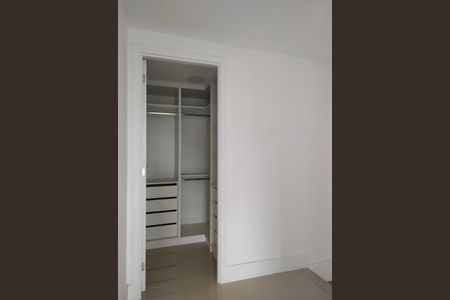Apartamento para alugar com 80m², 1 quarto e 1 vagaCloset