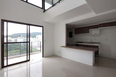Apartamento para alugar com 80m², 1 quarto e 1 vagaSala