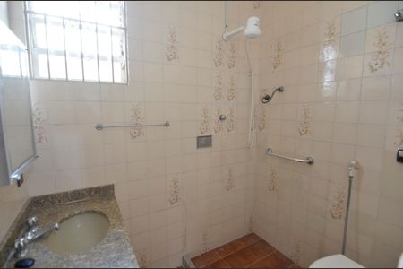 Casa à venda com 78m², 3 quartos e 1 vagaBanheiro