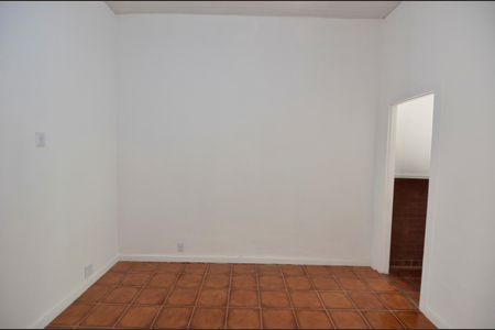 Casa à venda com 78m², 3 quartos e 1 vagaSala