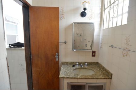 Casa à venda com 78m², 3 quartos e 1 vagaBanheiro