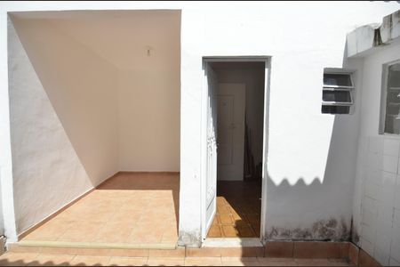 Casa à venda com 78m², 3 quartos e 1 vagaÁrea de Serviço