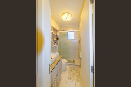 Casa de condomínio à venda com 131m², 2 quartos e 2 vagasBanheiro